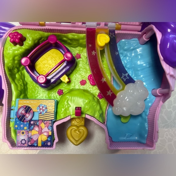 Mattel | Polly Pocket Unicorn Party Playset. - Picture 7 of 16